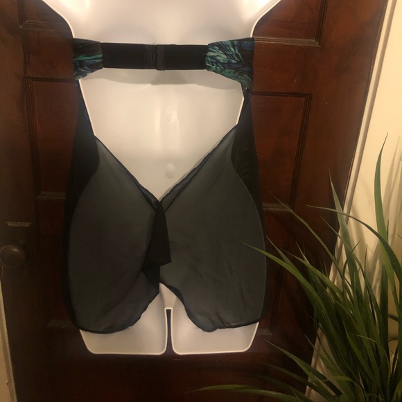 Bebe Iridescent Print Top - Picture 2 of 7